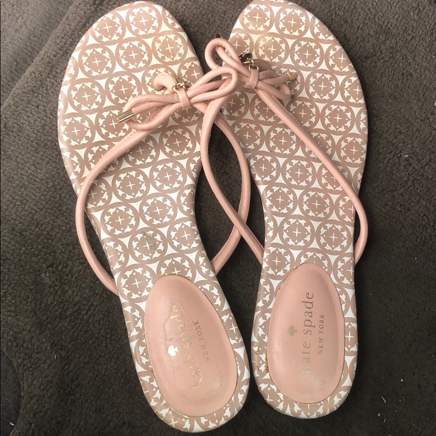 Kate Spade Tstrap Sandals